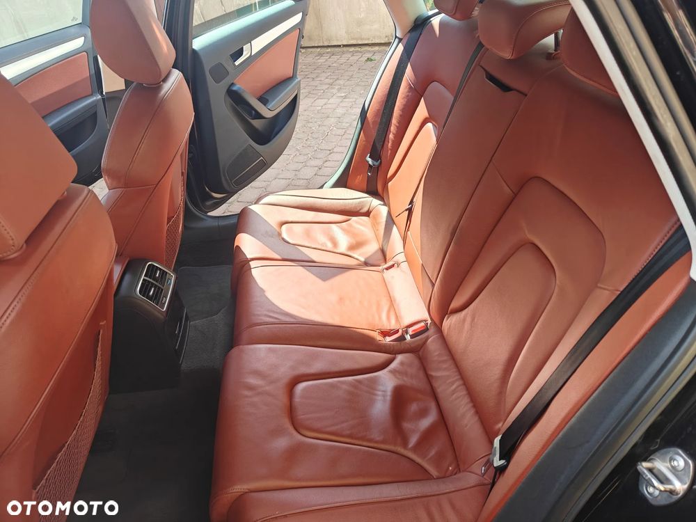 Audi A4 Avant - 16