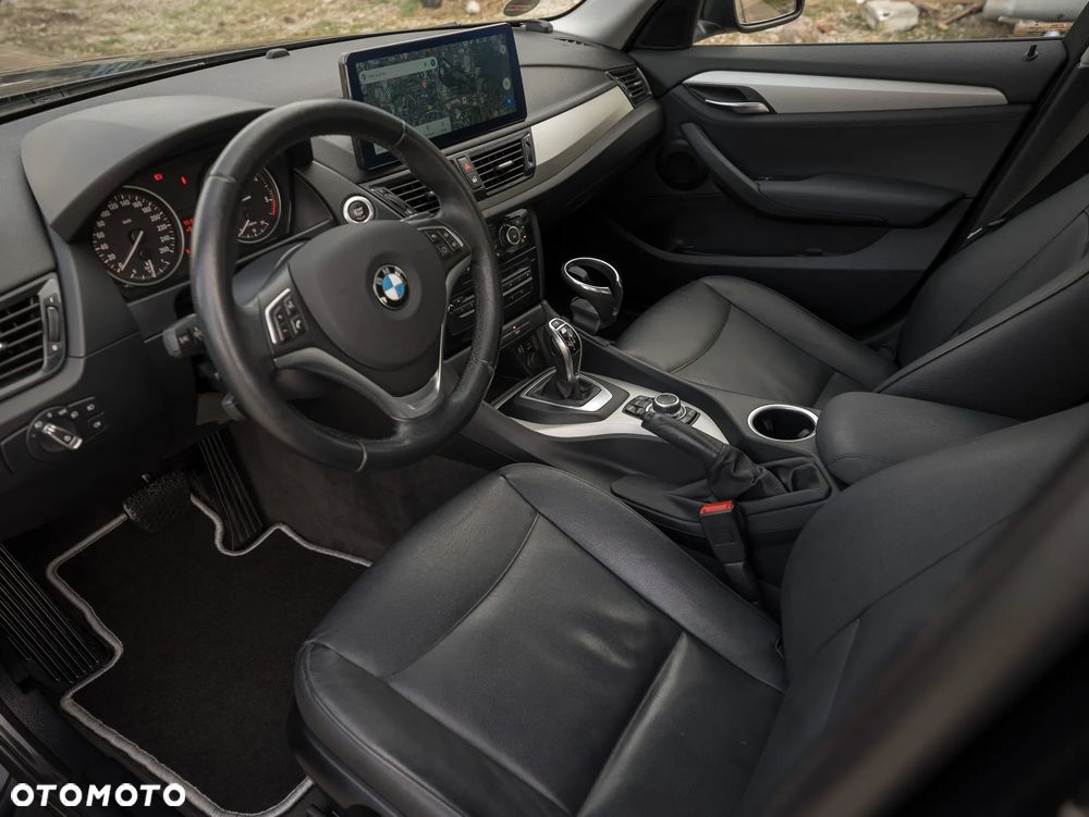 BMW X1 sDrive18d - 9