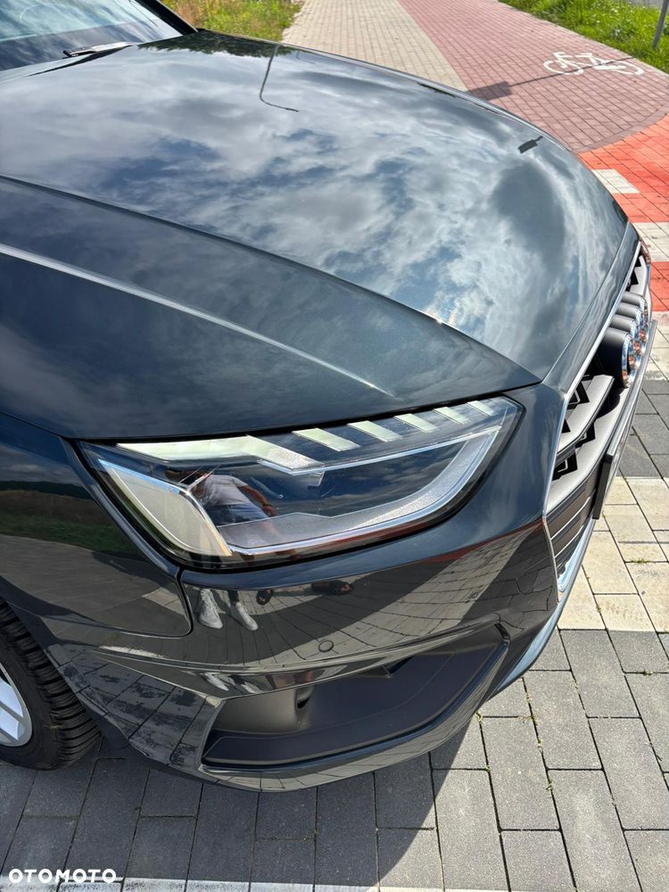 Audi A4 Limousine 35 TDI S tronic - 13