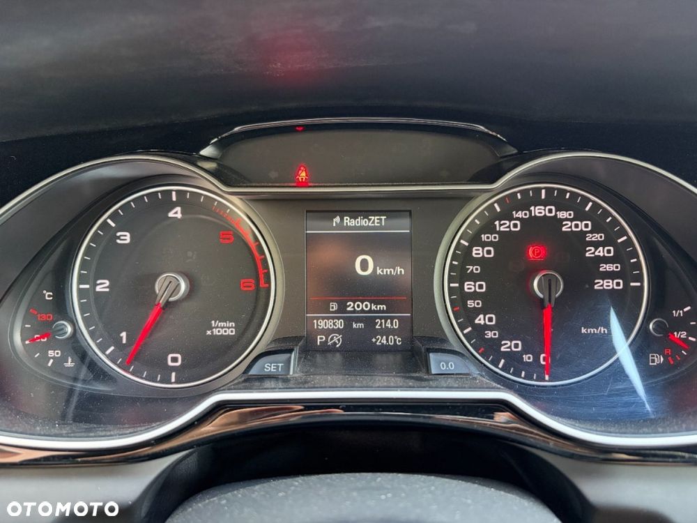 Audi A4 Avant 3.0 TDI DPF clean diesel quattro S tronic S line Sportpaket - 10