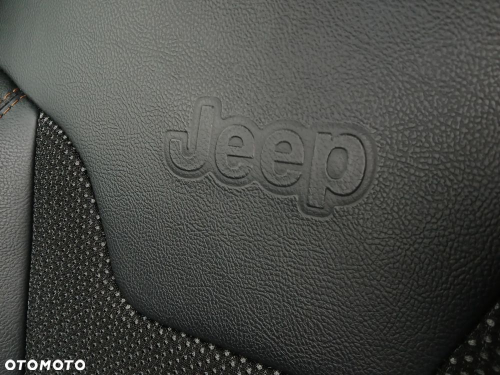 Jeep Compass 1.4 TMair Limited 4WD S&S - 23