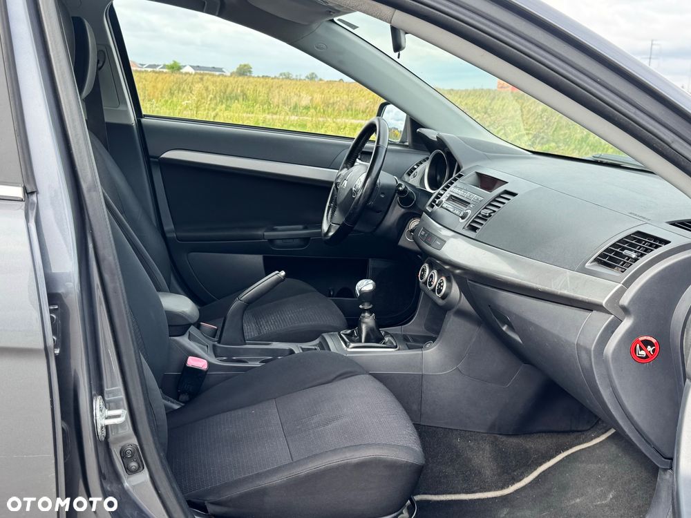 Mitsubishi Lancer 2.0 DID Instyle - 21