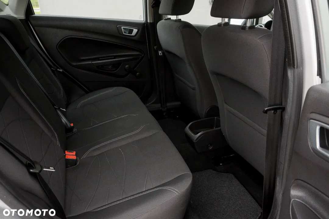 Ford Fiesta 1.25 Silver X - 37