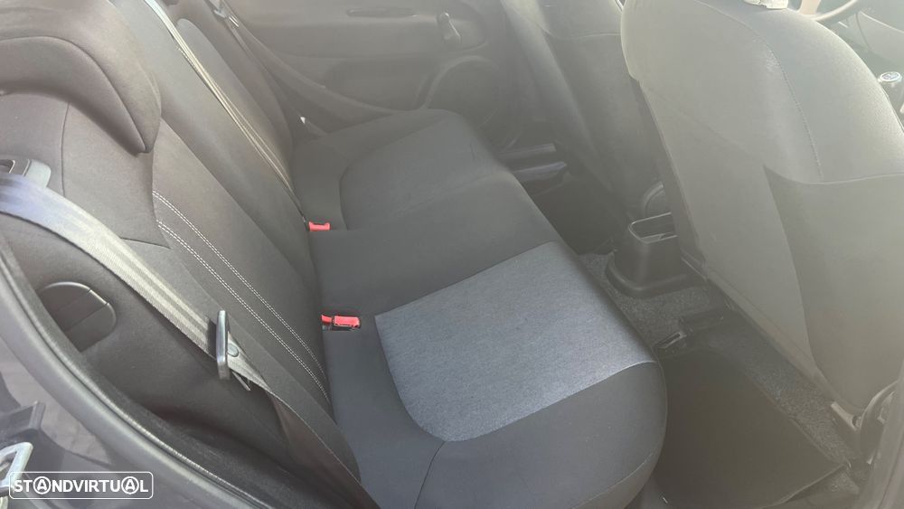 Fiat Punto 1.3 M-Jet Easy S&S - 8