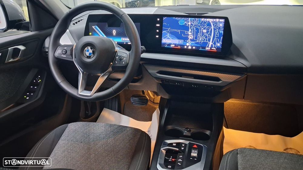 BMW 116 Standard - 9