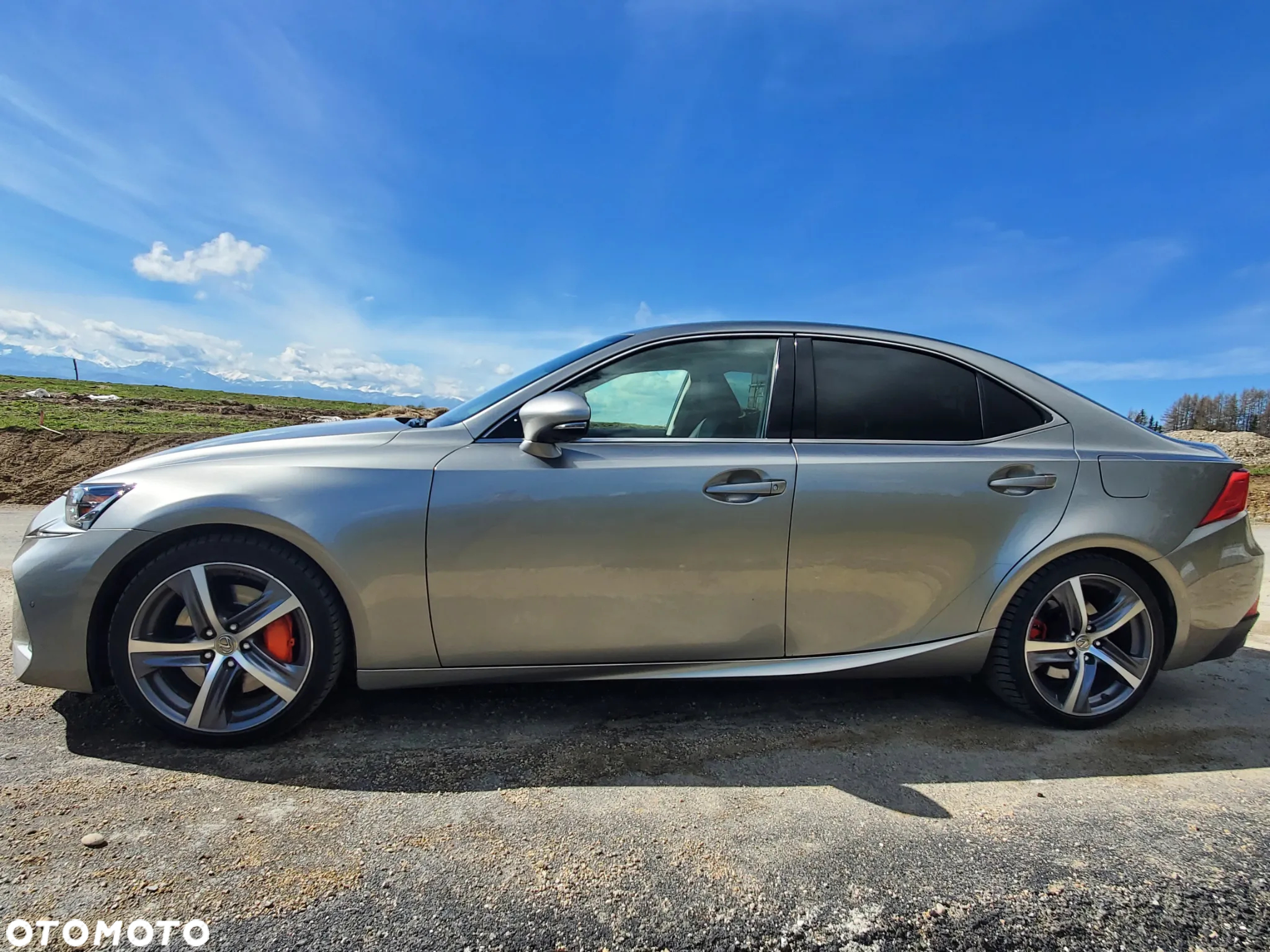 Lexus IS 200t - 10