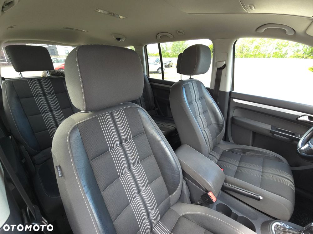Volkswagen Touran 1.6 TDI DPF BlueMotion Technology DSG MATCH - 17