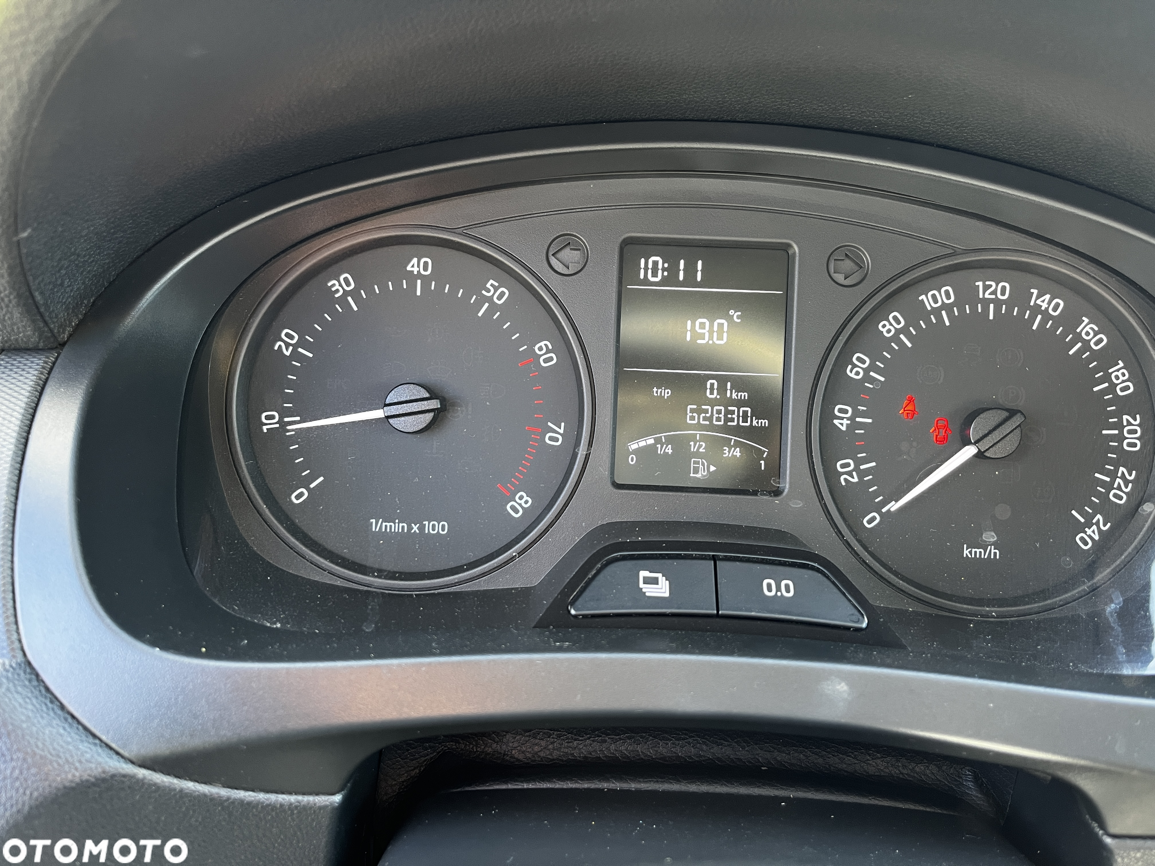 Skoda RAPID 1.2 TSI Edition - 12