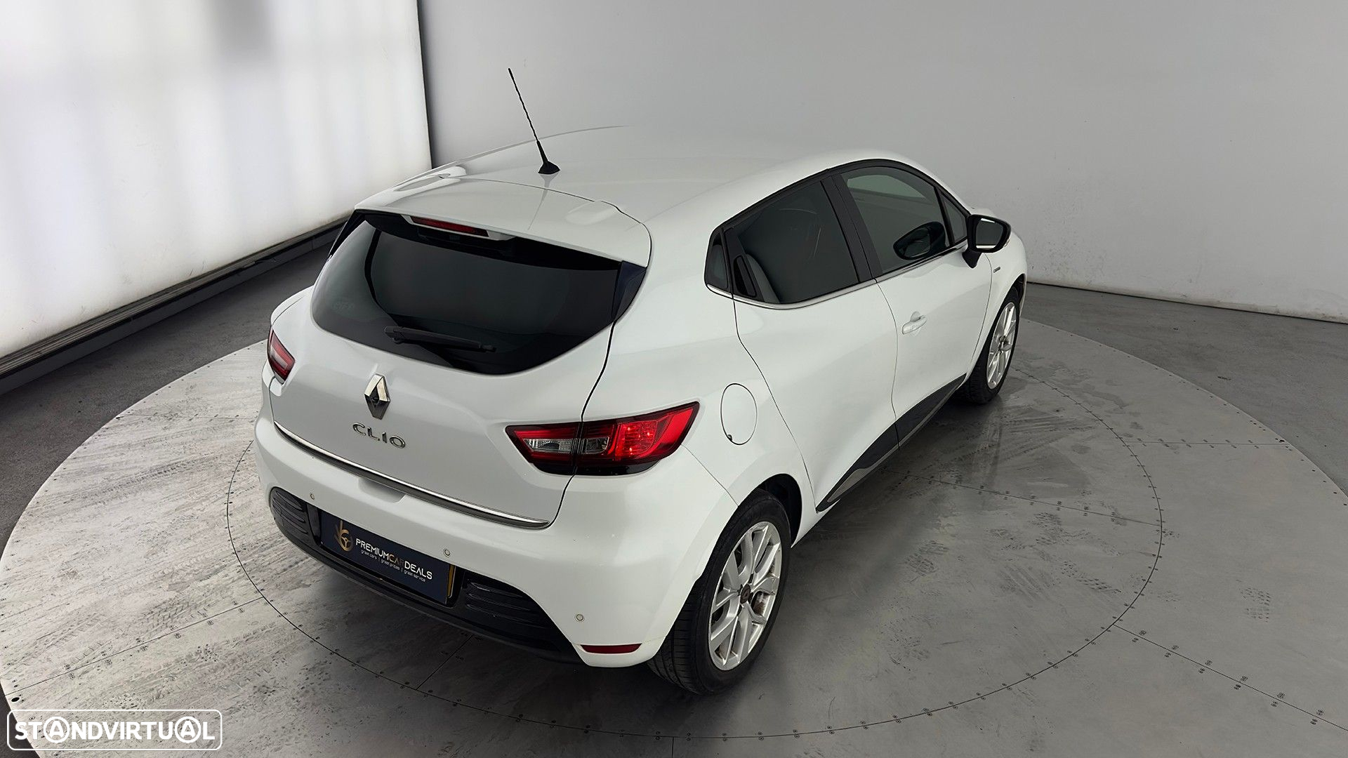 Renault Clio 0.9 TCe Limited - 10