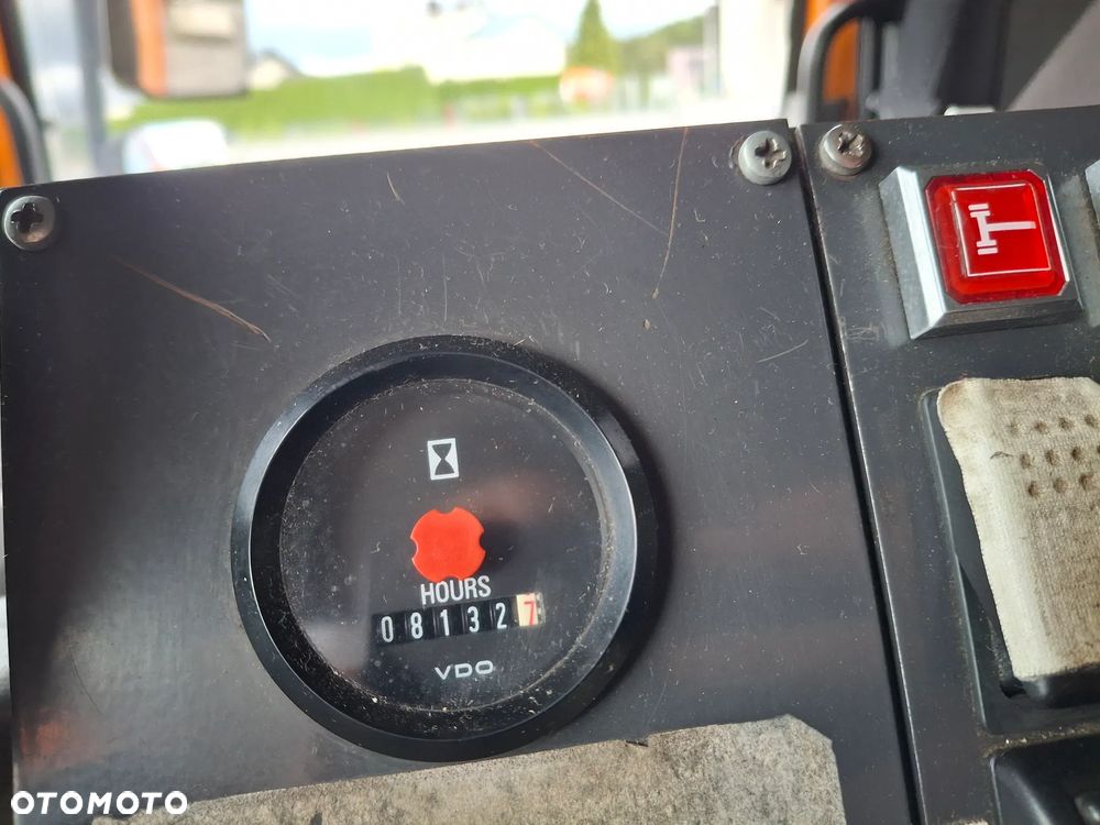 Mercedes-Benz Axor 1823 Zamiatarka Do Szyn Kolejowych Pojazd Szynowo Drogowy Czyszenie Szyn Torów Kolejowych - 11