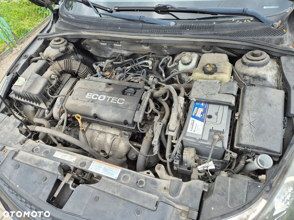 Chevrolet Cruze 1.6 LS - 4