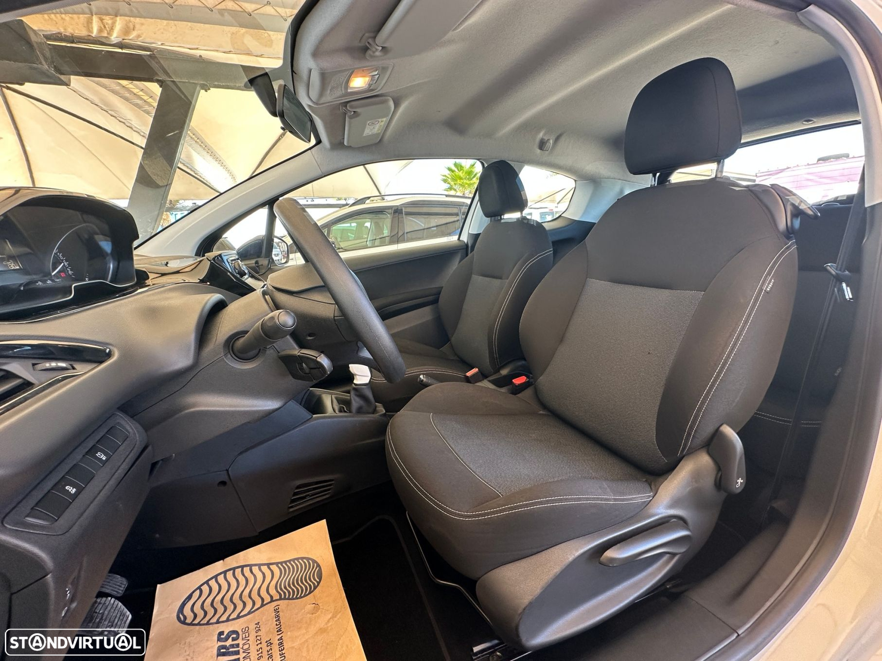 Peugeot 208 1.2 PureTech Like - 11