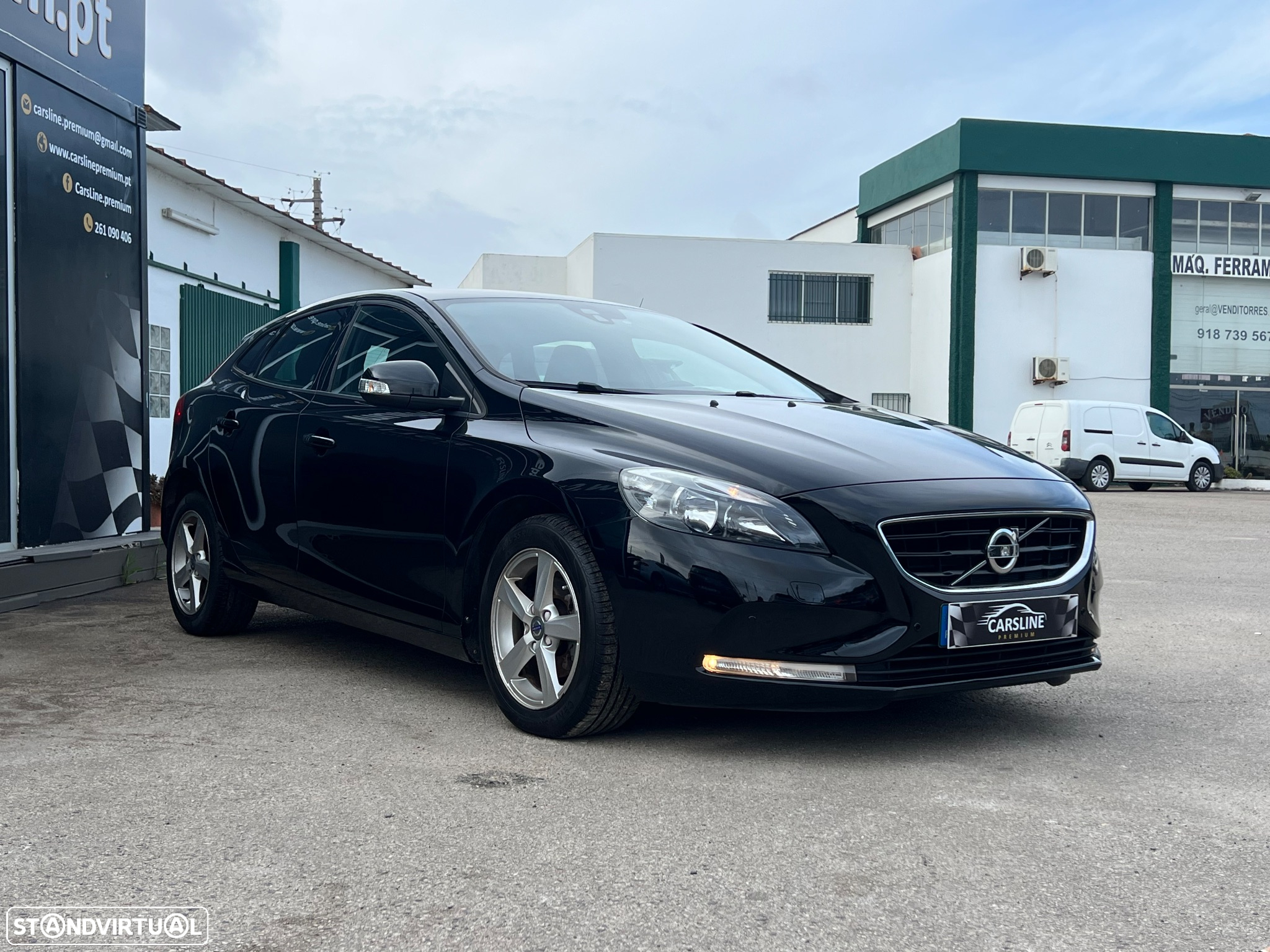 Volvo V40 2.0 D2 Momentum - 3