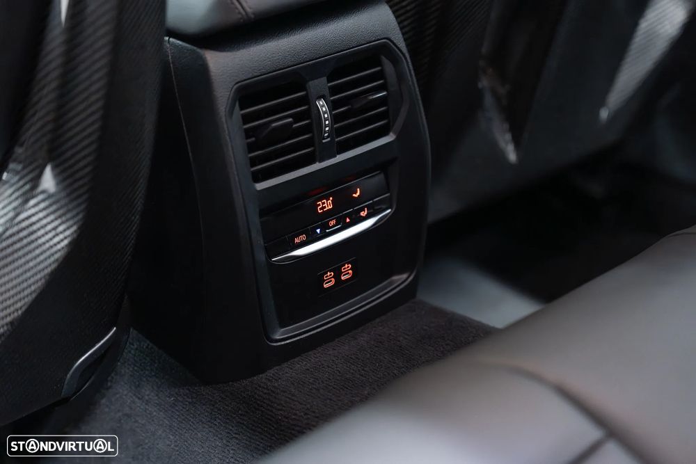 BMW M3 Competition M xDrive - 55