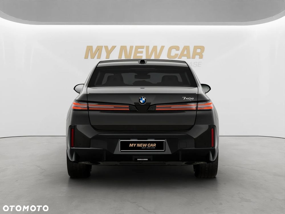 BMW Seria 7 740d xDrive - 34
