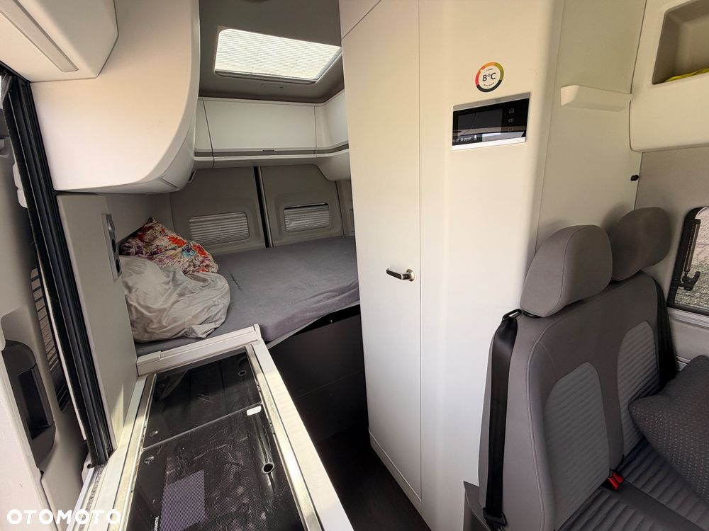 Volkswagen CRAFTER GRAND CALIFORNIA 600 - 18