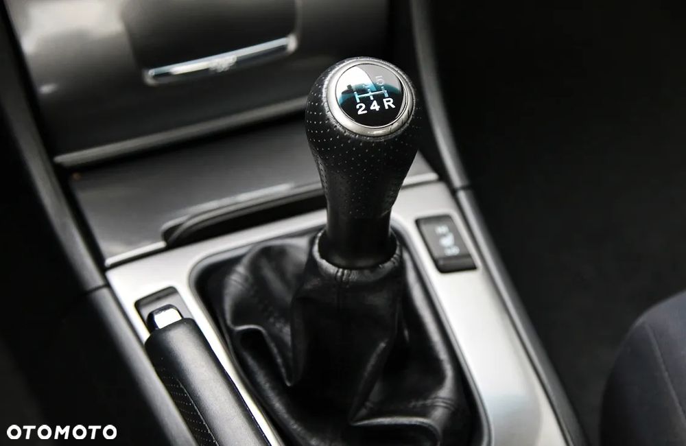 Honda Accord 2.0 Comfort - 23