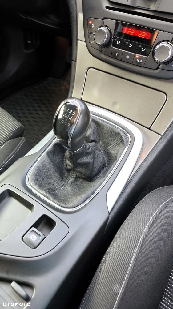Opel Insignia 1.6 T Sport - 26