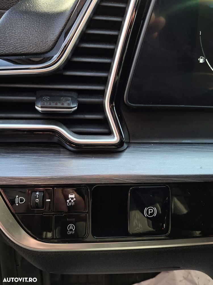 Kia Sportage 1.6 T-GDI MHEV 6MT 4x2 Style - 19