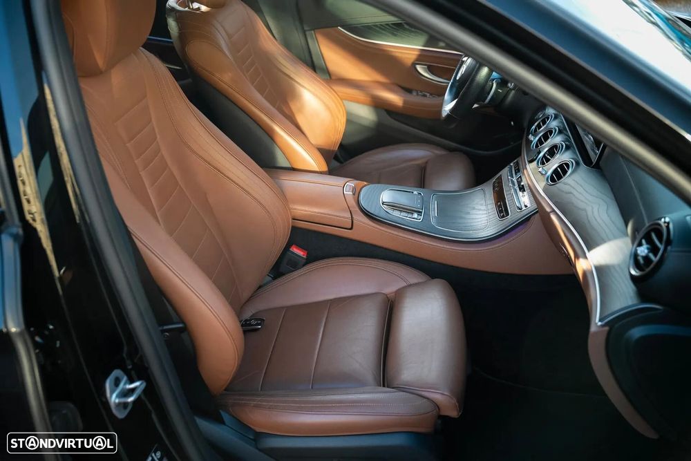 Mercedes-Benz E 300 de 4Matic 9G-TRONIC AMG Line - 42