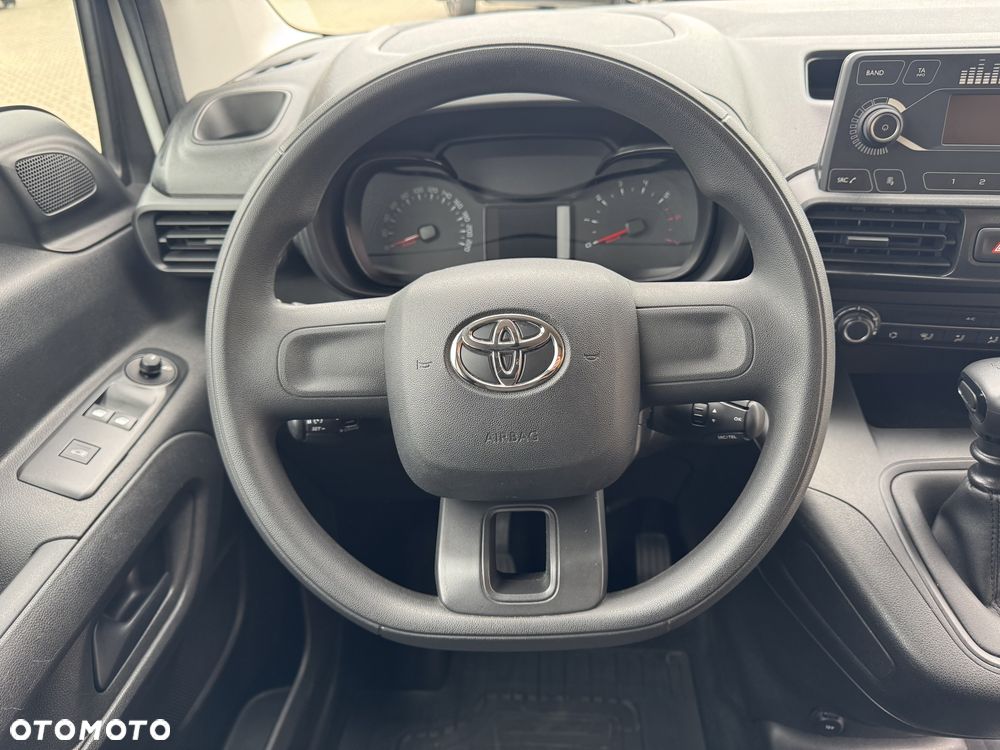 Toyota Proace City - 15