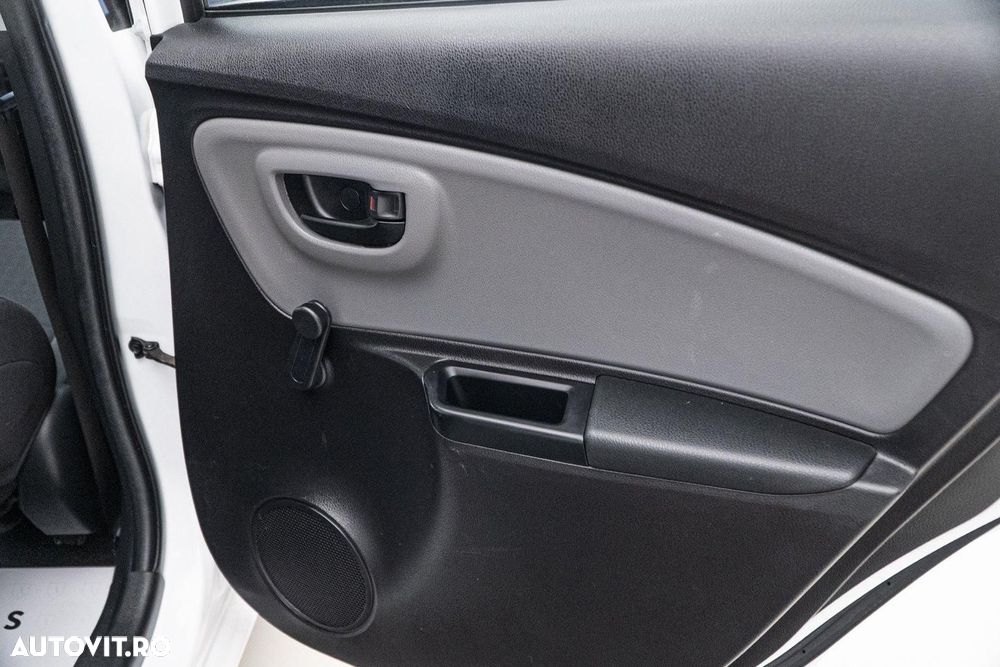 Toyota Yaris 1.0 VVT-i Comfort - 37