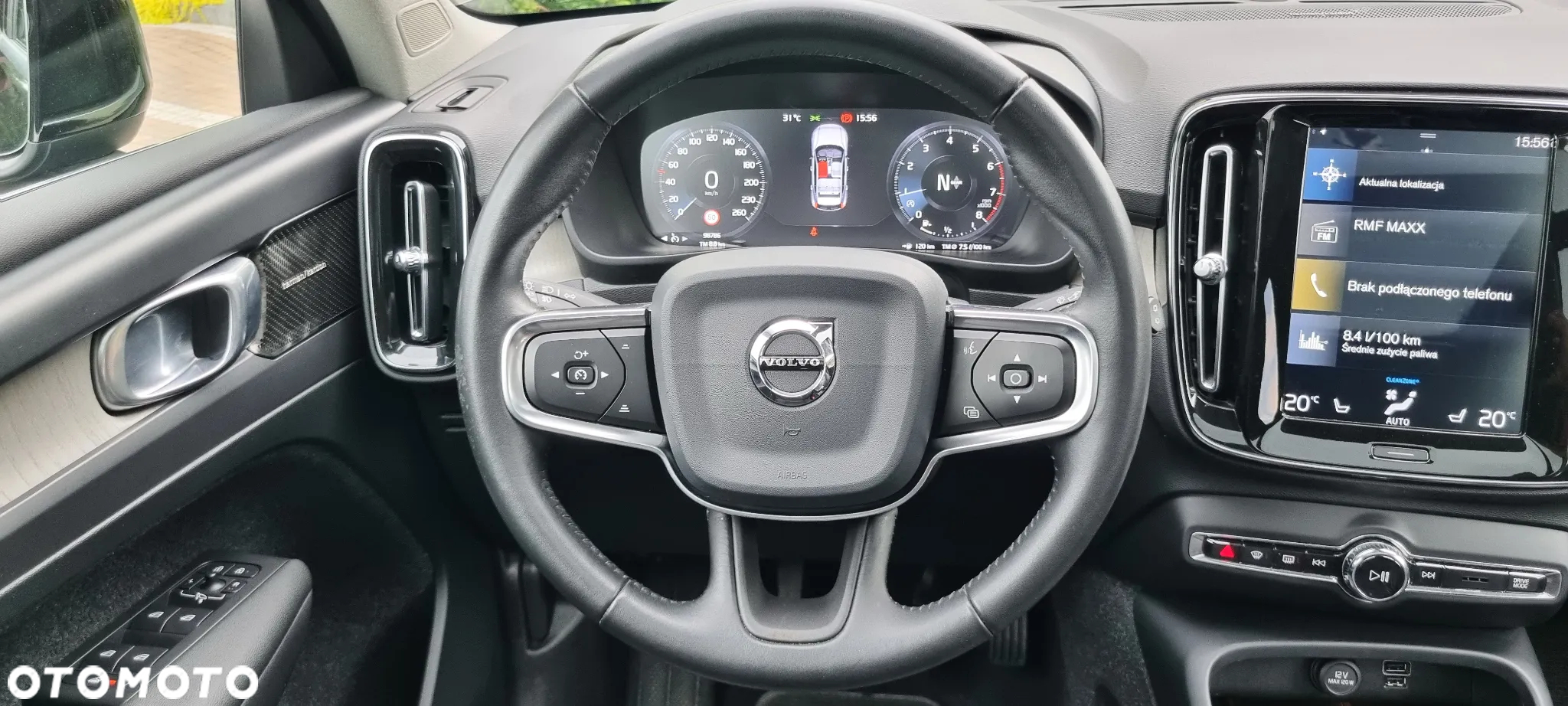 Volvo XC 40 - 31