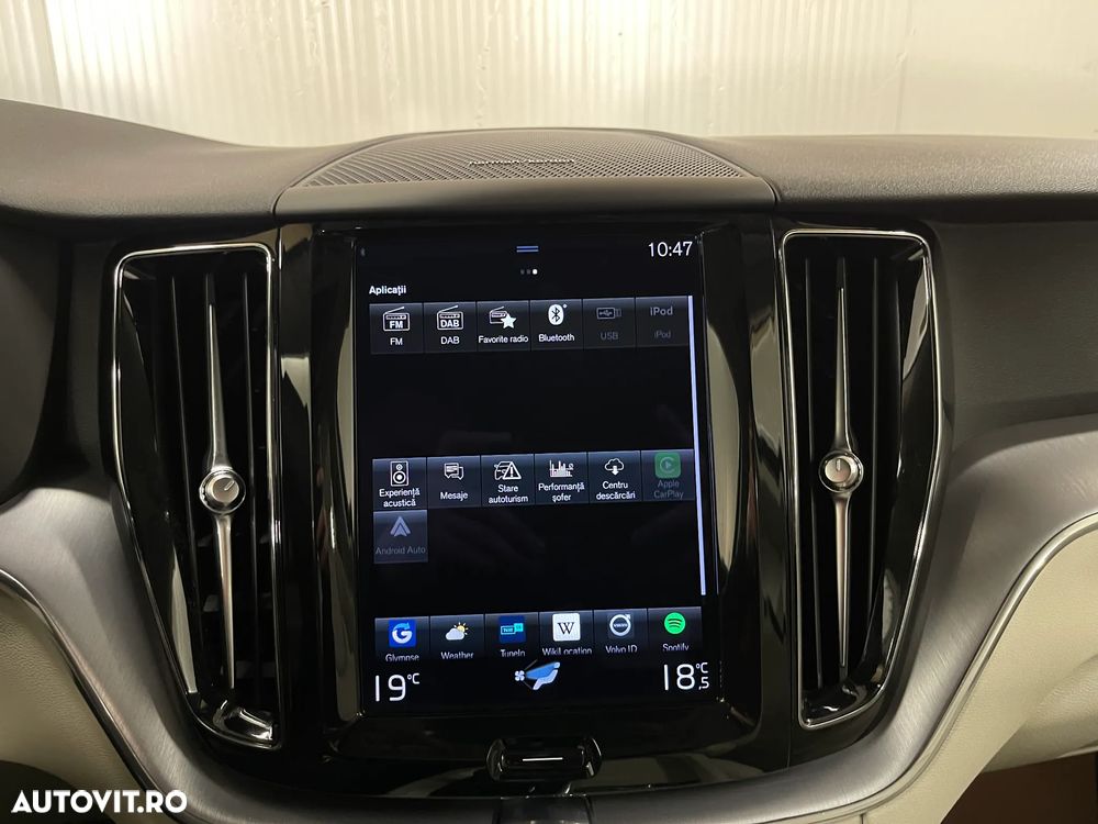Volvo XC 60 T6 AWD Recharge Geartronic Inscription Expression - 19