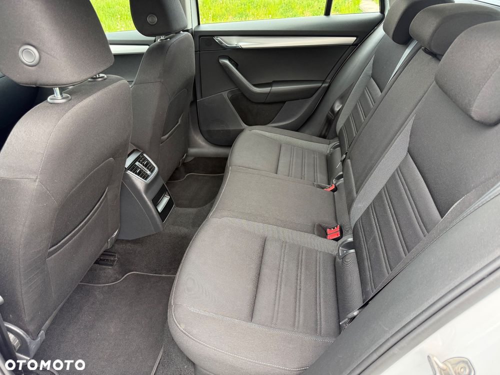 Skoda Octavia 2.0 TDI (Green tec) 4x4 Style - 30