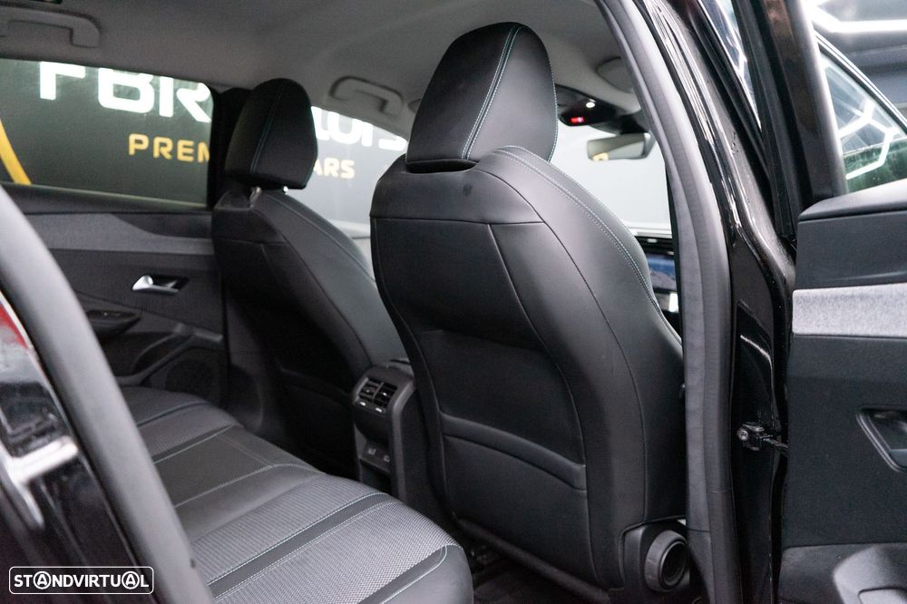 Peugeot 308 BlueHDi 130 EAT8 Allure Pack - 42