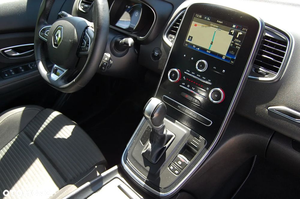 Renault Grand Scenic - 20