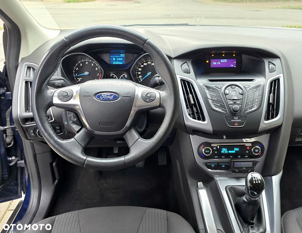 Ford Focus 1.6 Ti-VCT Titanium - 16