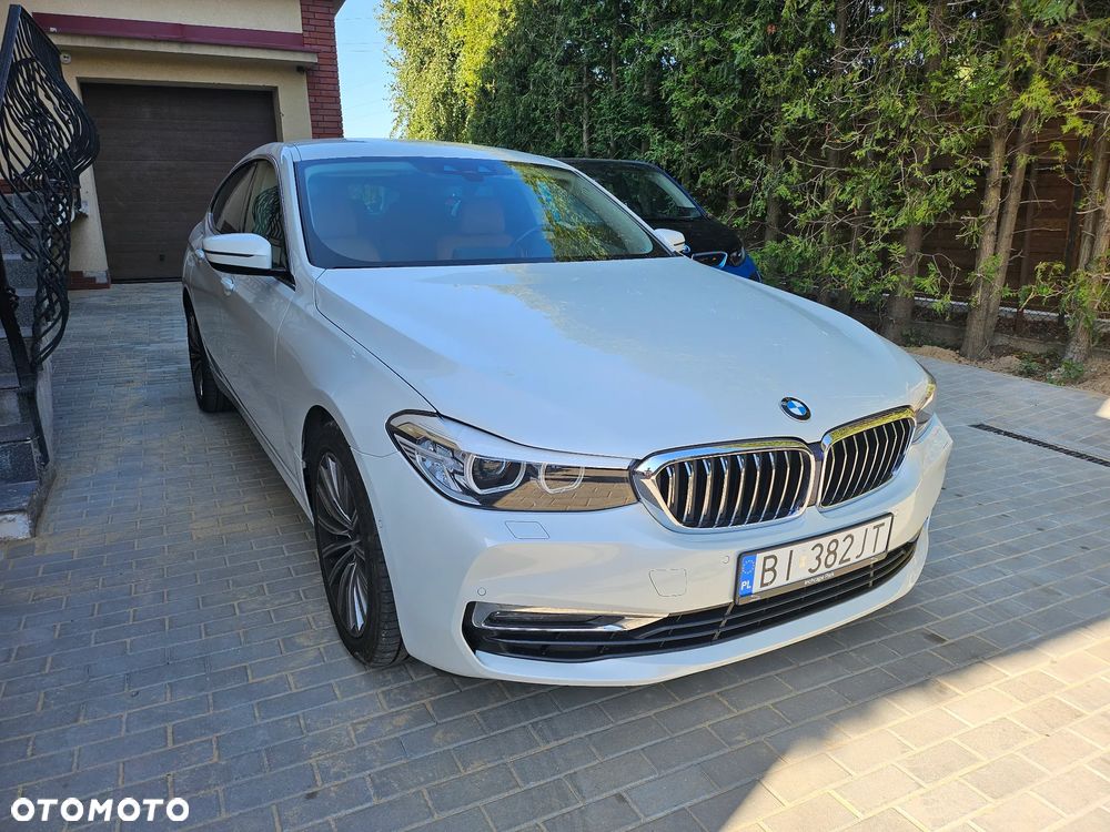 BMW 6GT 630i Luxury Line - 2