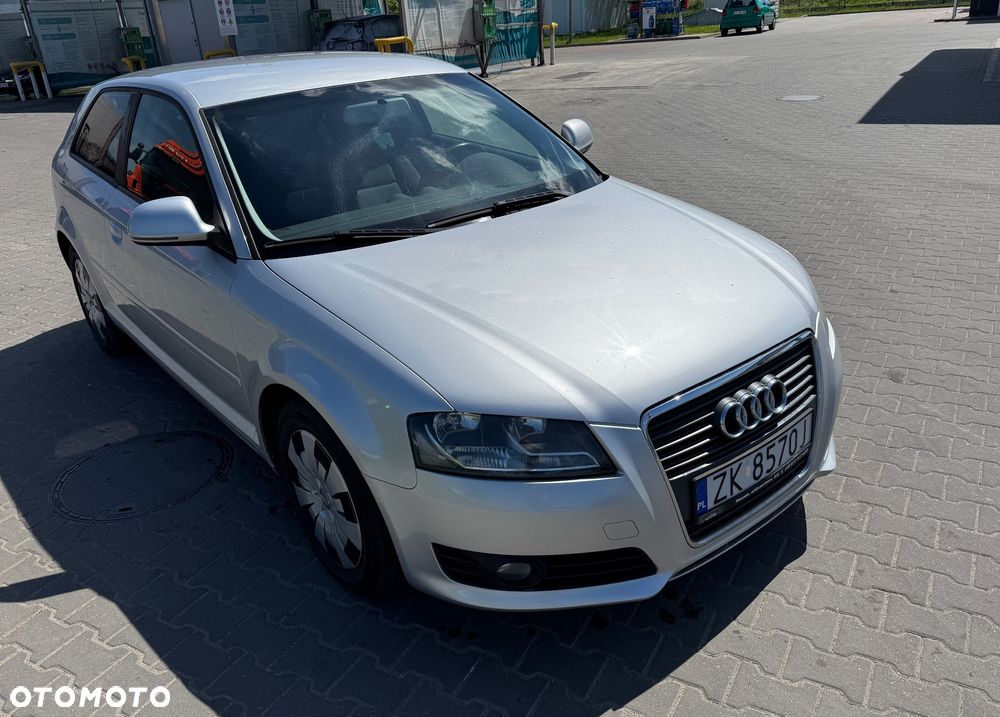 Audi A3 3-drzwiowe 1.4 TFSI Ambiente - 1