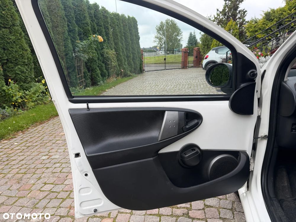 Toyota Aygo - 18