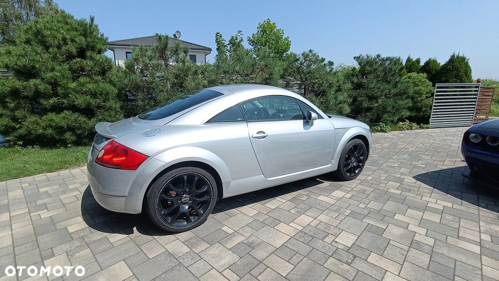 Audi TT Coupé 1.8 T - 2