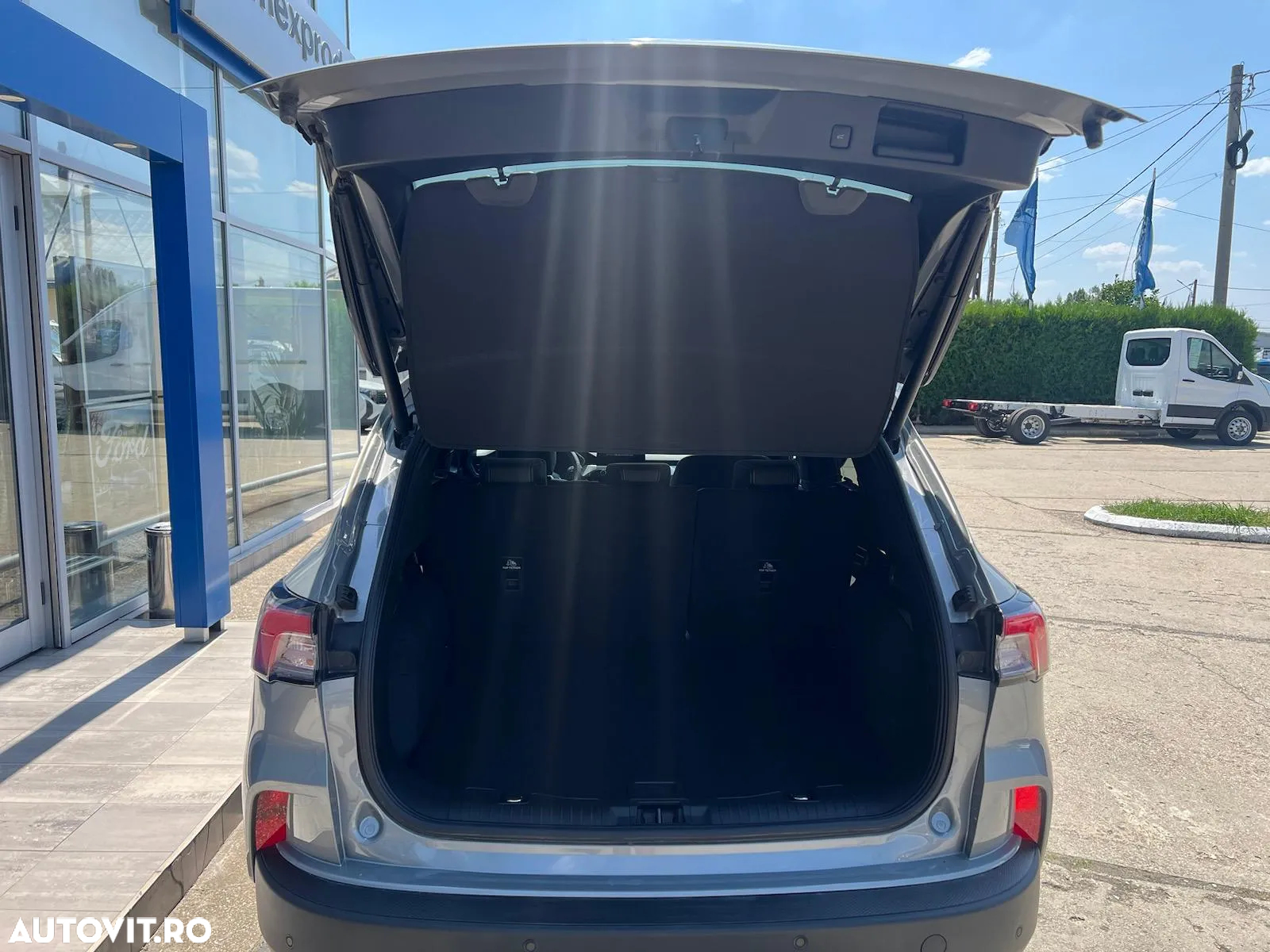 Ford Kuga - 11