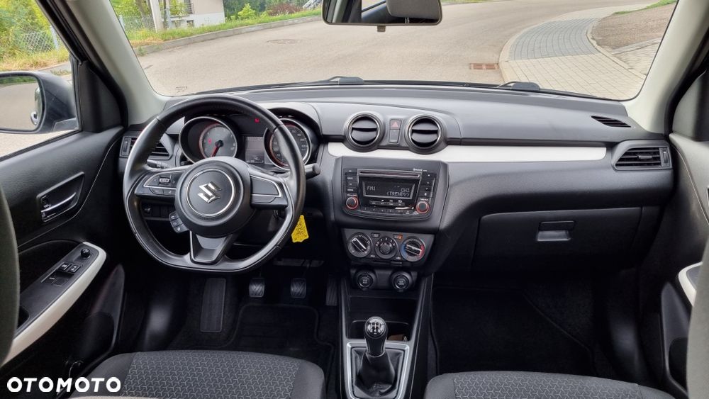 Suzuki Swift - 8