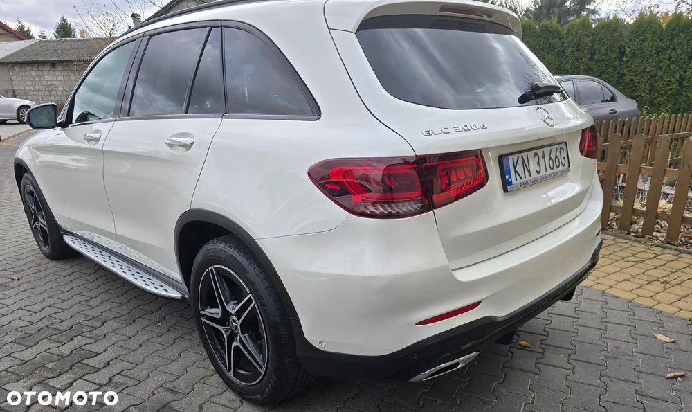 Mercedes-Benz GLC 300 d 4-Matic - 7
