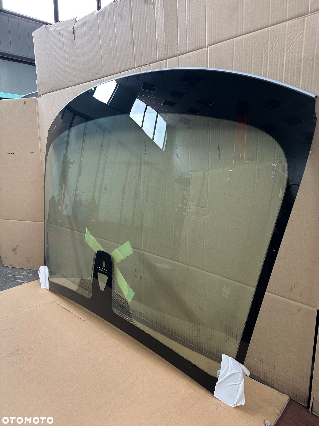 Szyba przednia BMW GRAN TOURER F45/F46 ConnectedDrive - 1