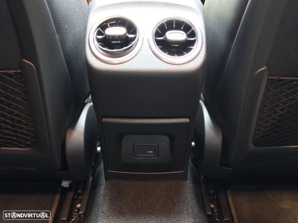 Mercedes-Benz A 200 Limousine d AMG Line Aut. - 26