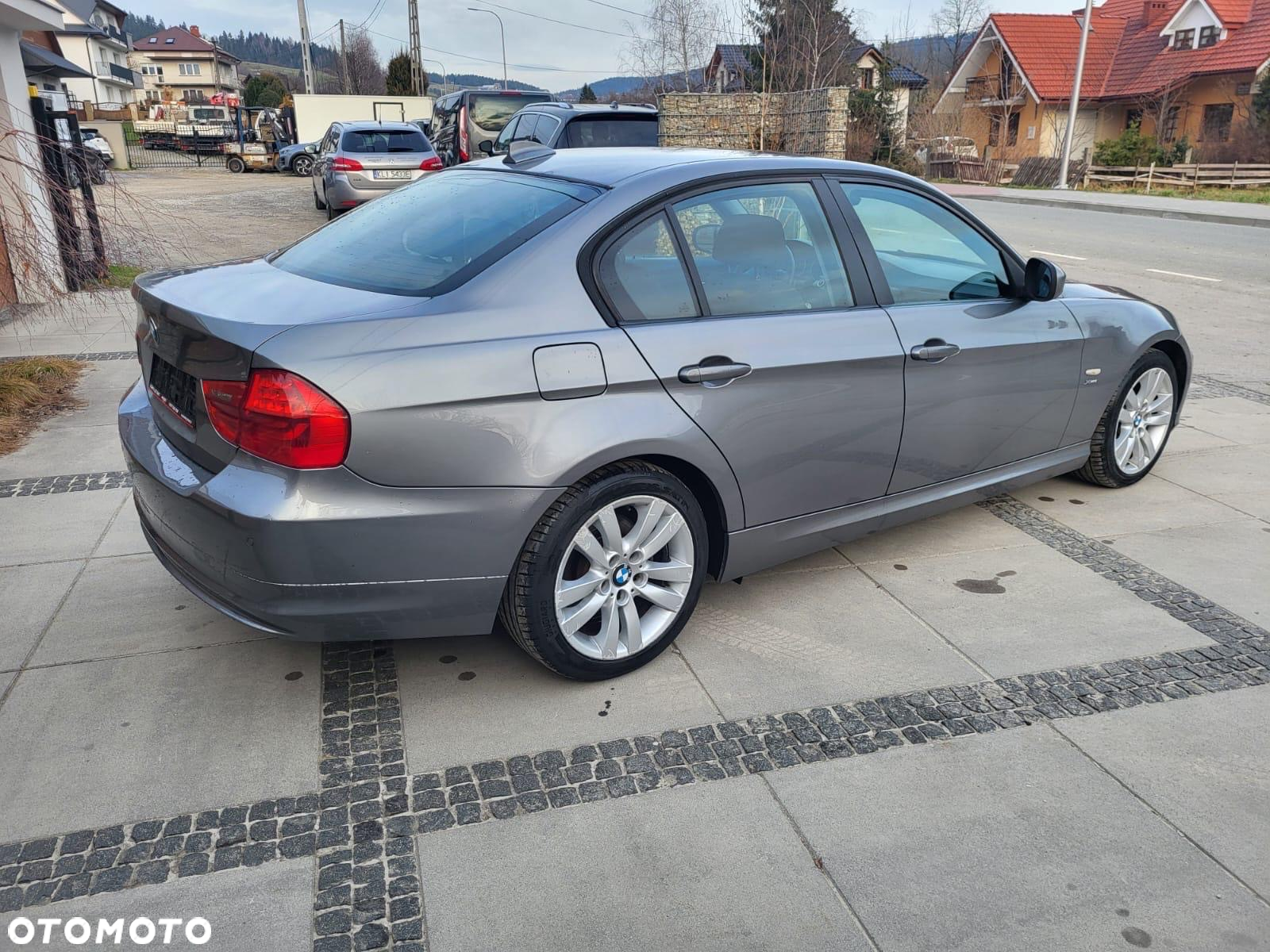 BMW Seria 3 320d xDrive - 5
