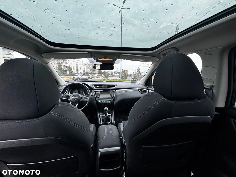 Nissan Qashqai 1.2 DIG-T N-Connecta EU6 - 11