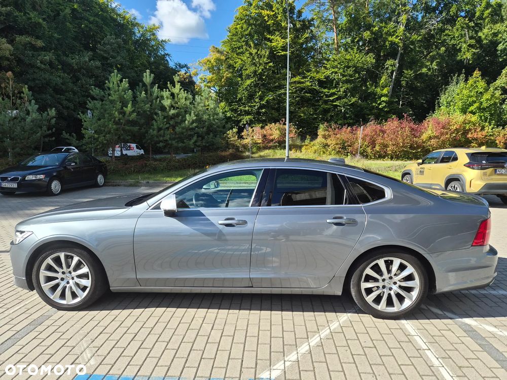 Volvo S90 D4 R-Design - 3