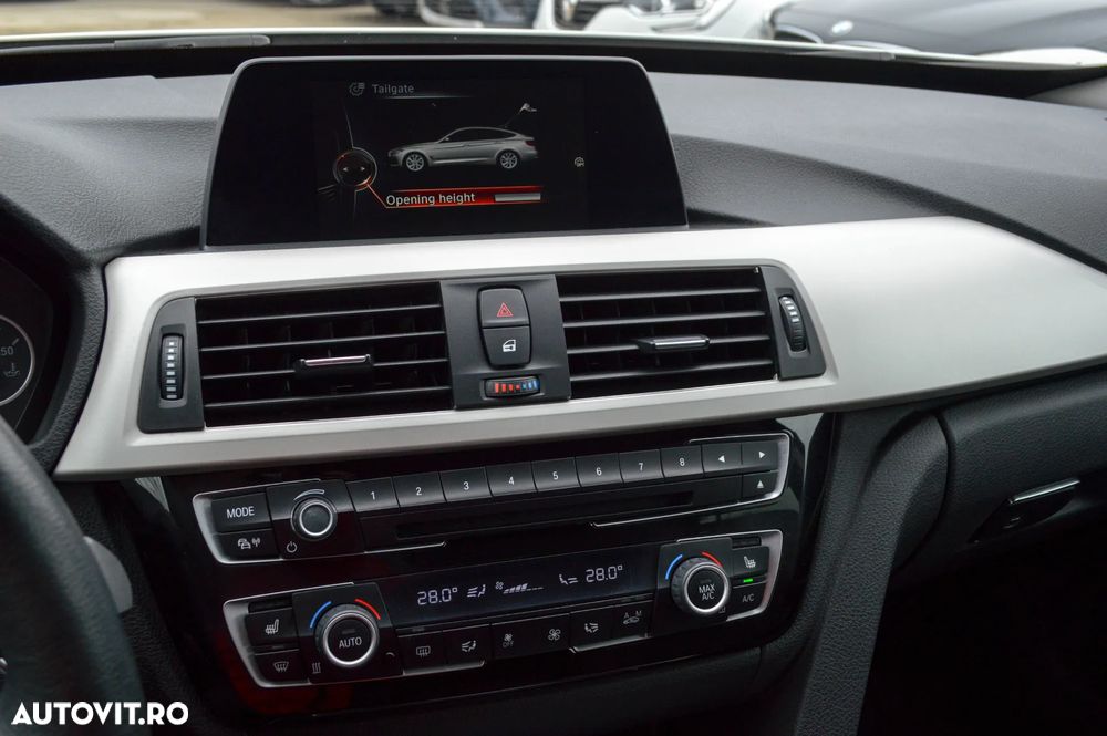 BMW Seria 3 320d Aut. Advantage - 14