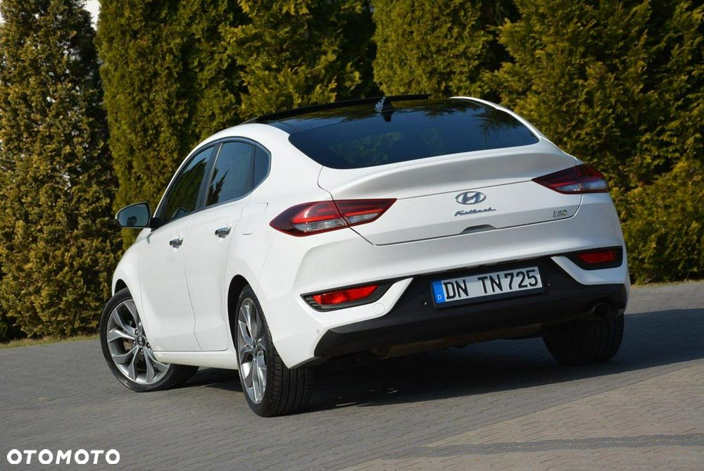 Hyundai i30 1.4 T-GDI Premiere Luxury - 6