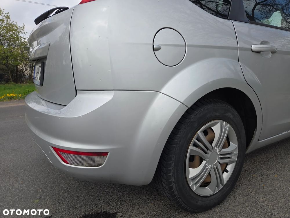 Ford Focus 1.6 Trend - 18