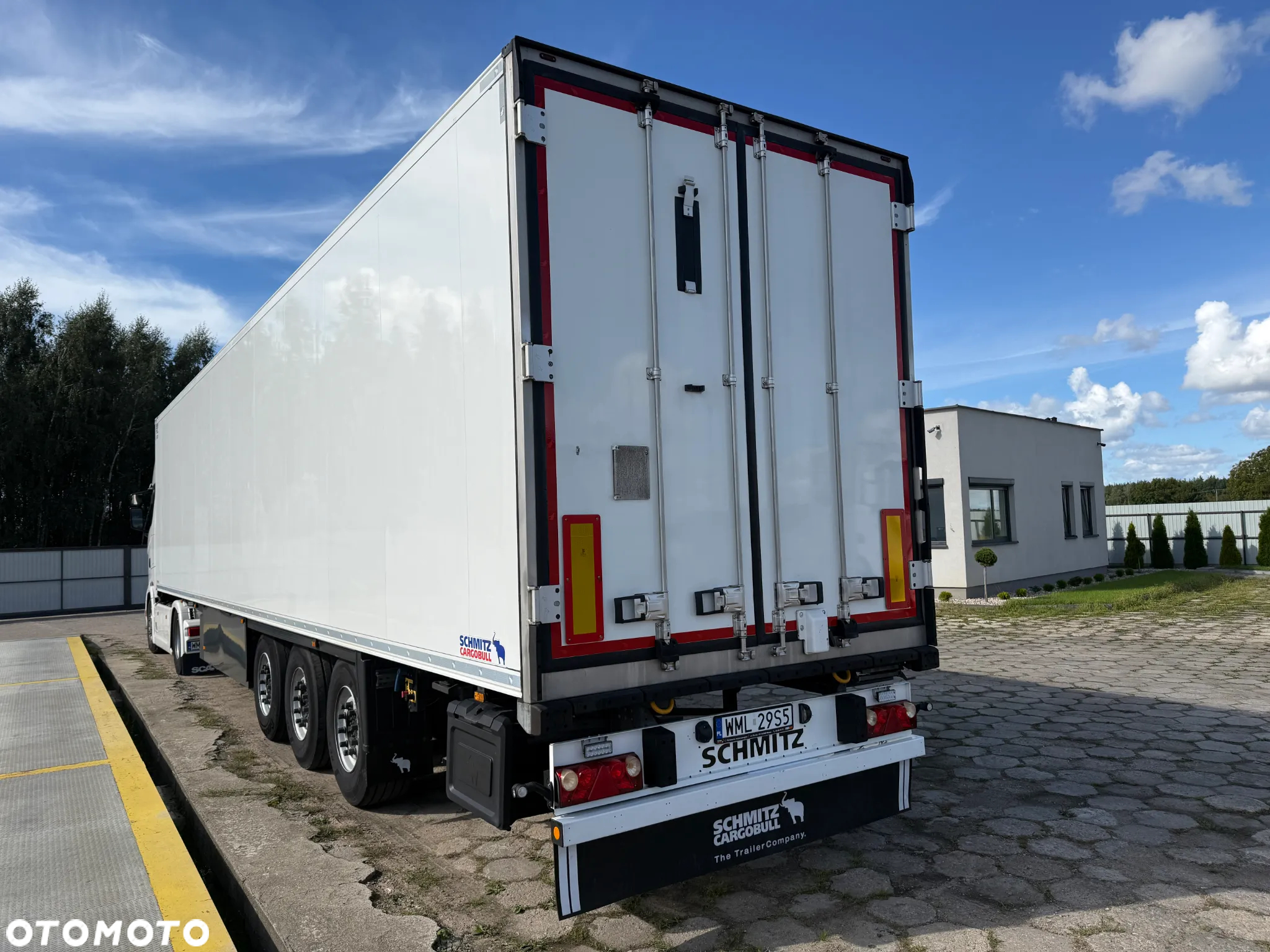 Schmitz Cargobull - 3
