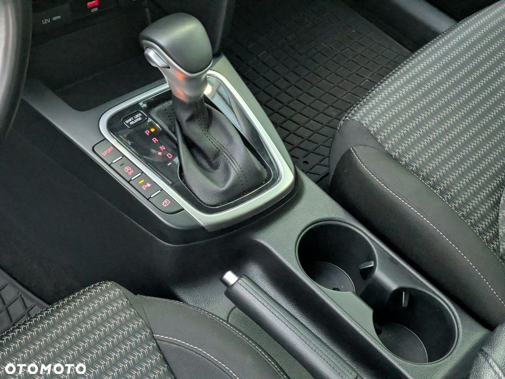 Kia Ceed 1.5 T-GDI M DCT - 22