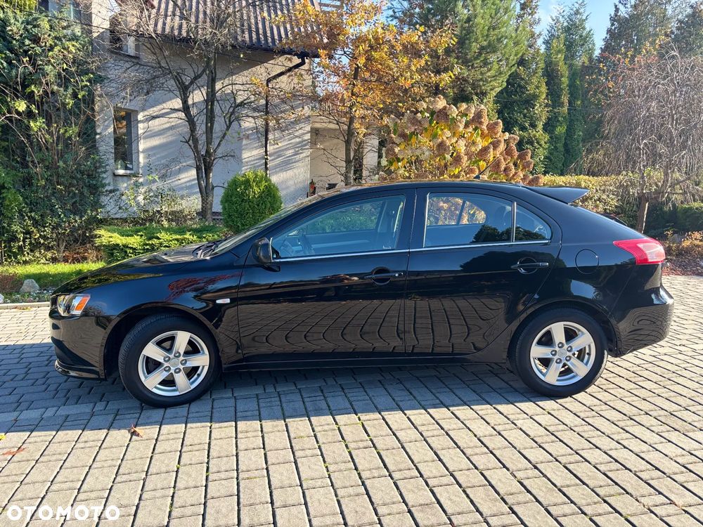 Mitsubishi Lancer 1.5 - 11